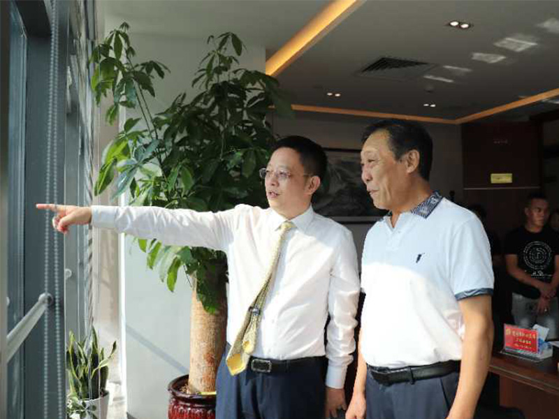 大沧海律师事务所主任袁二方带队考察海南自贸试验区法律服务市场